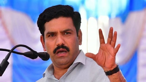 ಶಿಕಾರಿಪುರಕ್ಕೆ ಬಂದು ಡಿಕೆ ಶಿವಕುಮಾರ್ ಸ್ಪರ್ಧೆ ಮಾಡಲಿ-ಬಿವೈ ವಿಜಯೇಂದ್ರ ಸವಾಲು